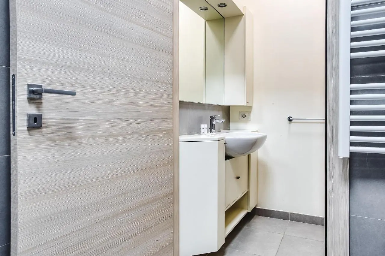 Apartamento Joivy Welcoming Studio Near Citylife Milão